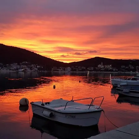 Lägenhetshotell Neli 3*