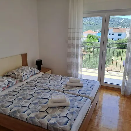 Lägenhetshotell Neli