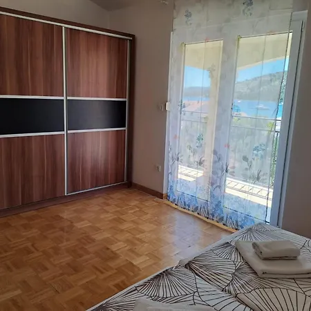 Neli Винишче