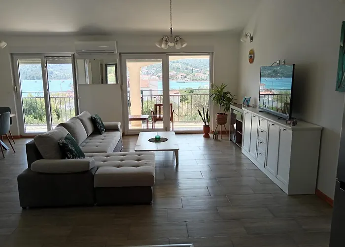 Apartahotel Neli
